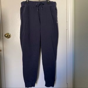 NAVY CHAMPION SWEATPANTS